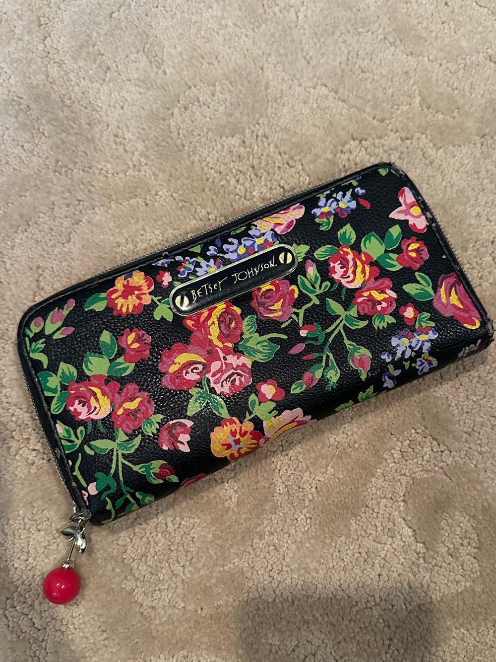 Betsey Johnson Black Floral Zip-Around Wallet